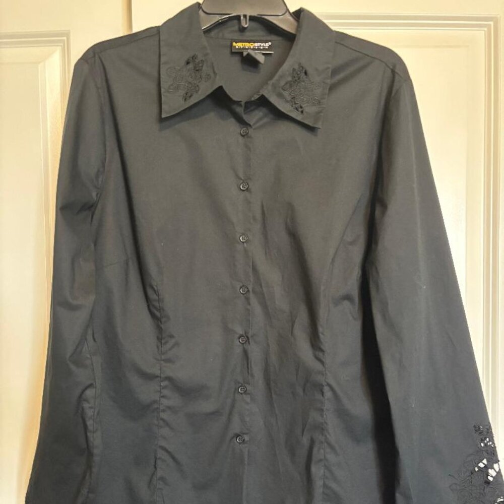 Metro Style Woman's Shirt